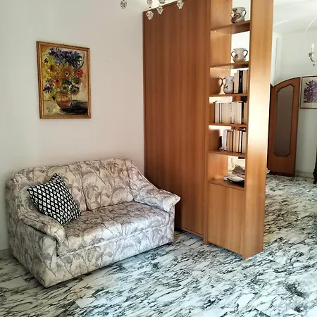 Apartment Pia's House